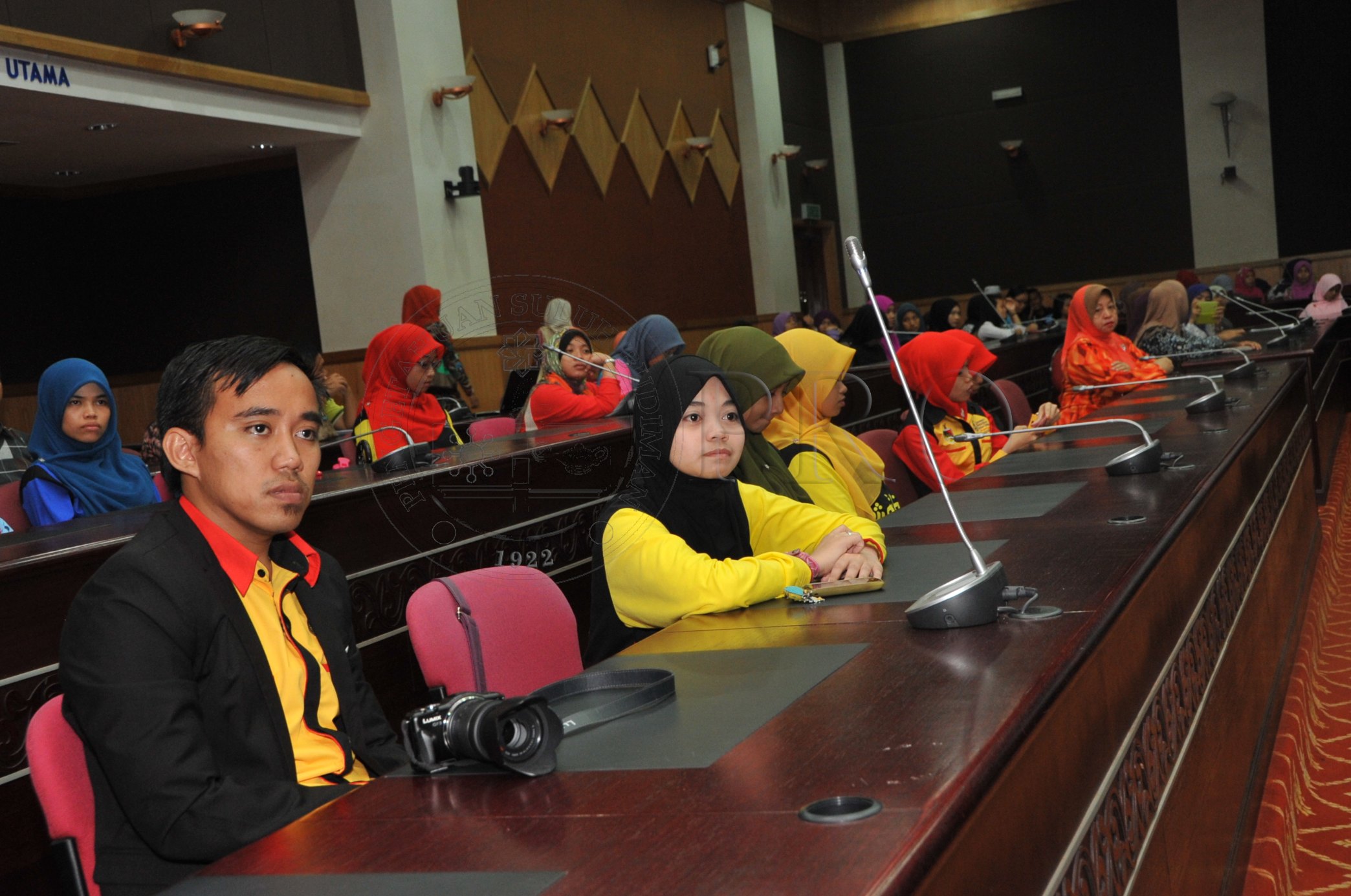 PRO 14 50 RECORD PRO 6849